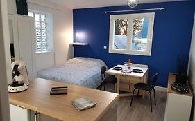 Charmant studio à côté de la gare